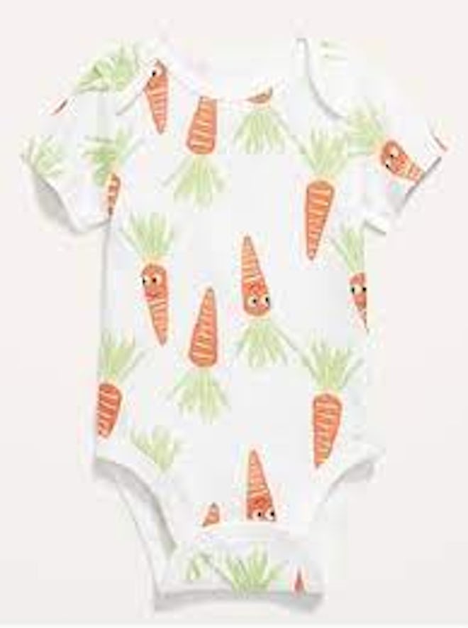 This smiling carrot onesie will have your family smiling at baby.