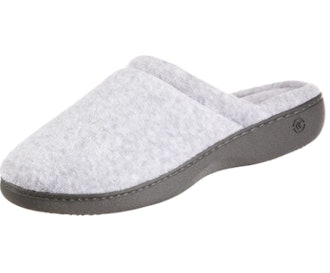 This isotoner pair is one of the best slippers with arch support for sweaty feet.