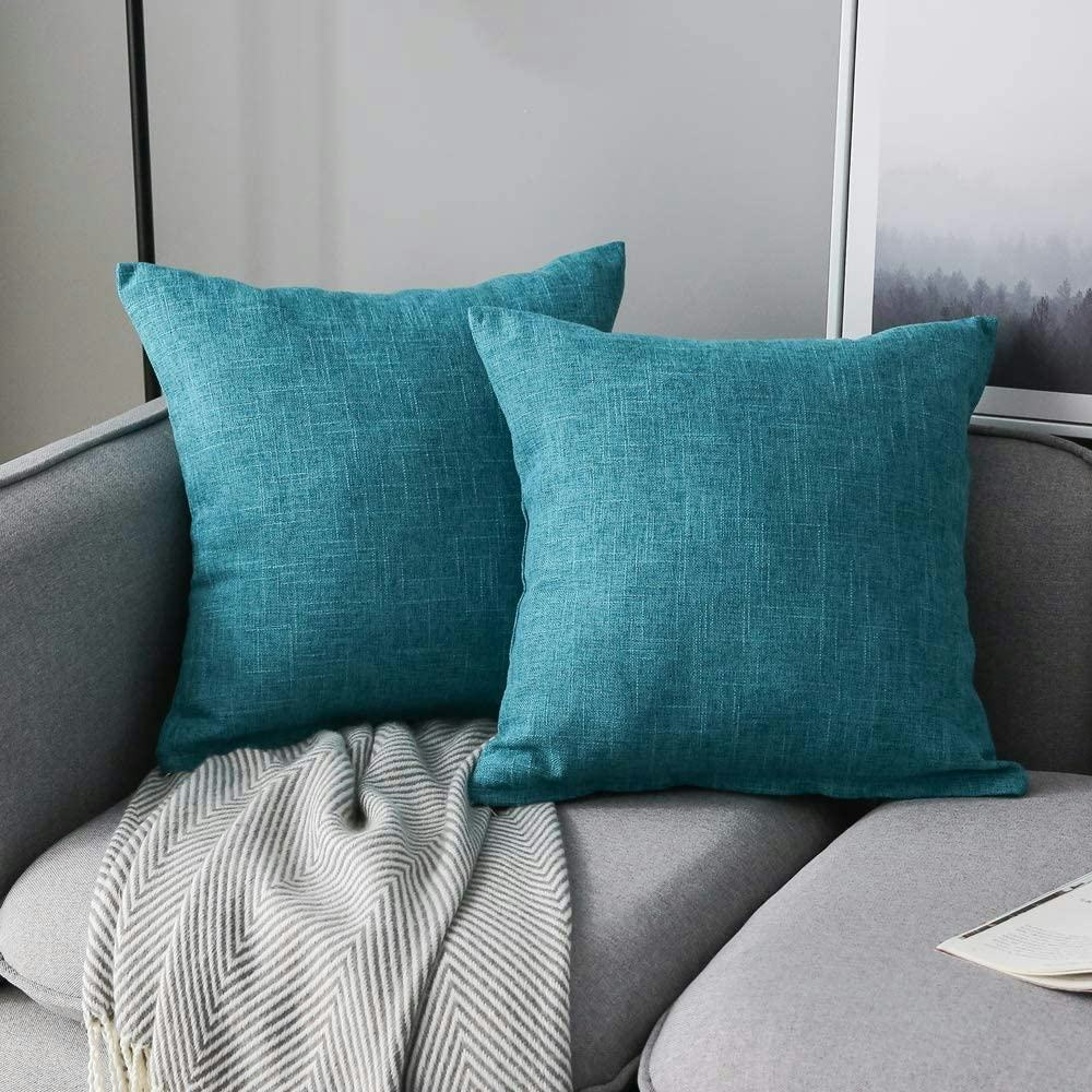 The 10 Best Throw Pillows For A Leather Couch