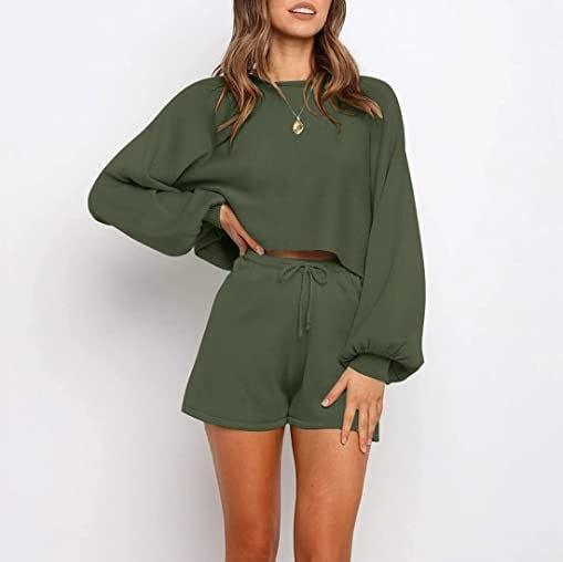 ZESICA Sweater and Shorts Set