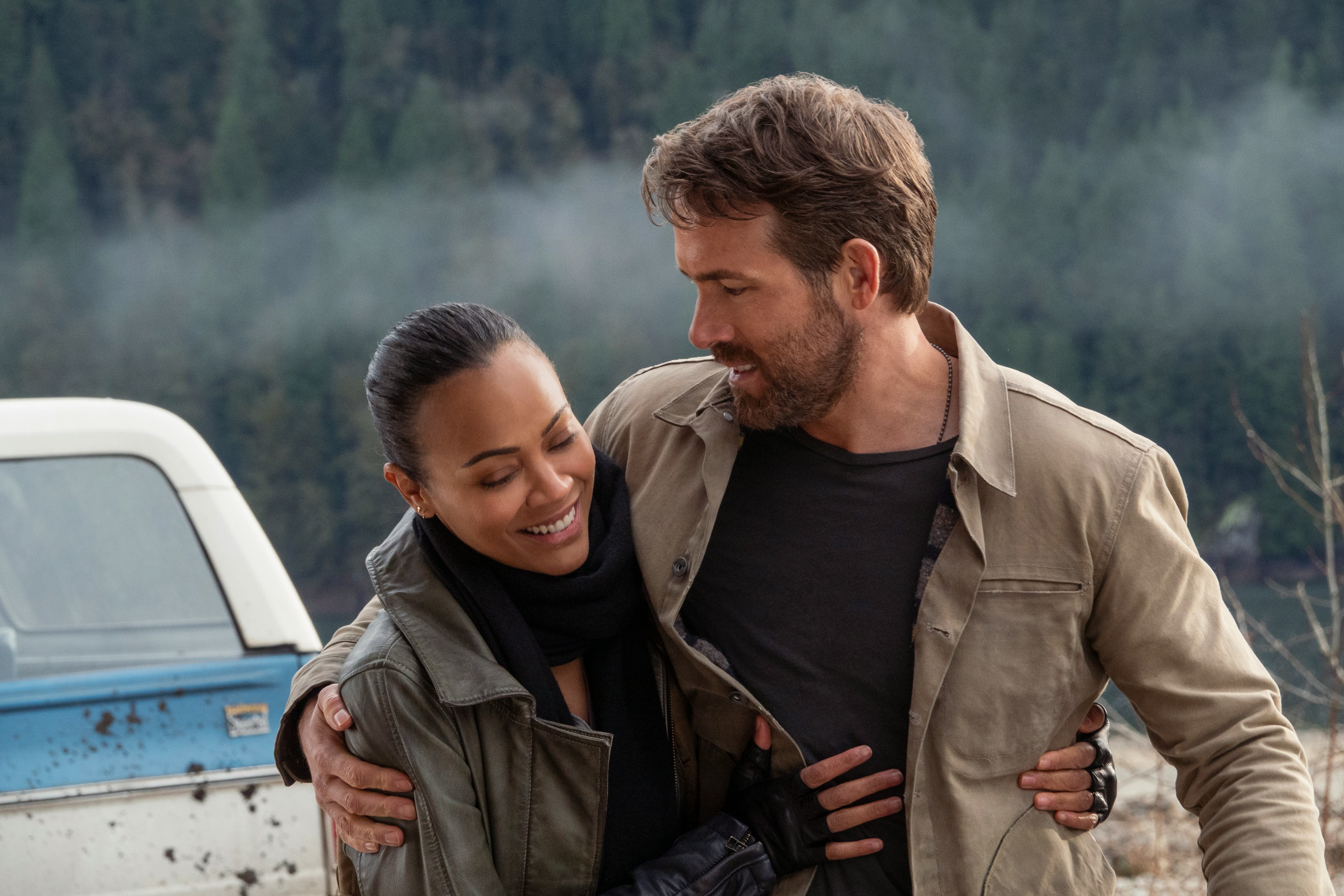Zoe Saldana and Ryan Reynolds in 'The Adam Project'