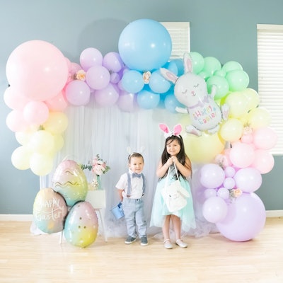 balloon arch for Easter-themed baby shower