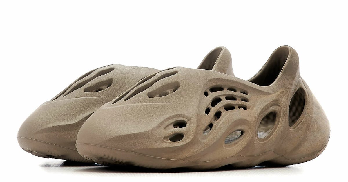 Kanye and Adidas are dropping more Yeezy Foam Runners this week