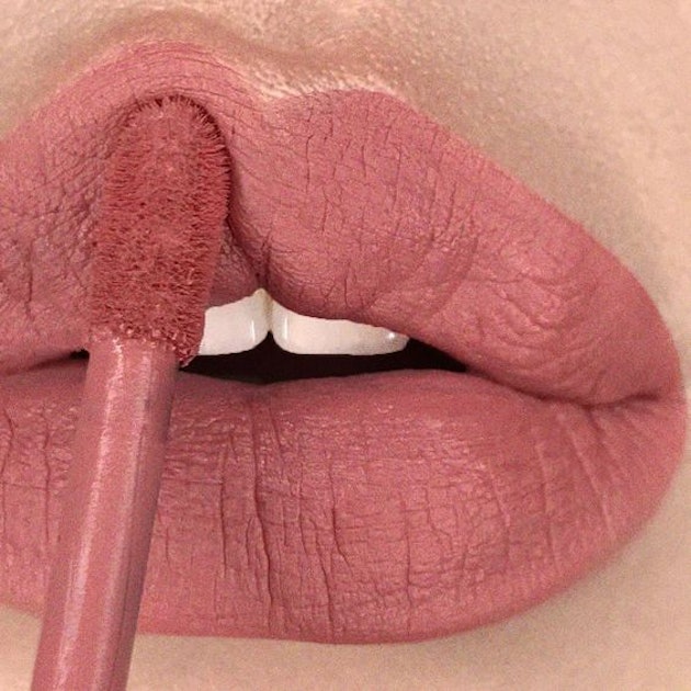 Summer 2022’s Best Lipstick Colors, Predicted By Makeup Artists