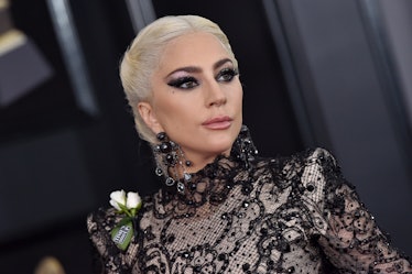 Lady Gaga wearing heavy eye makeup at the 2018 Grammys