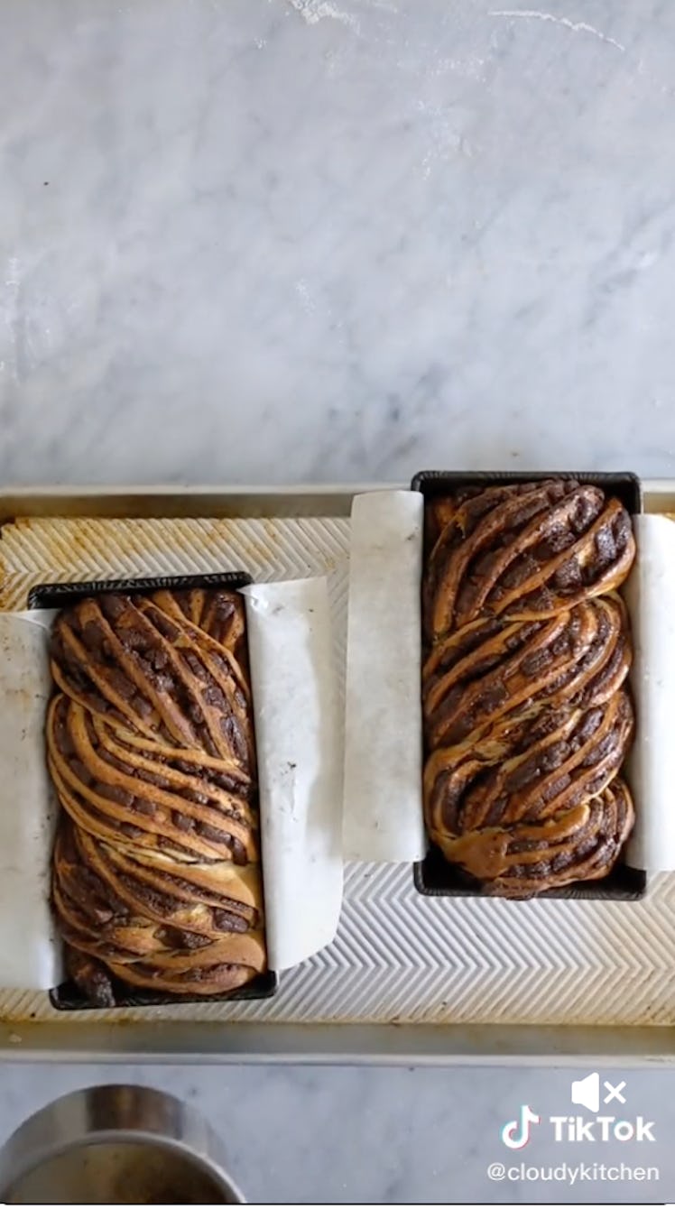 This chocolate babka recipe for Easter on TikTok makes for a tasty dessert.