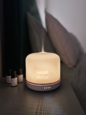 Sidra Imtiaz uses the Neom Wellbeing Diffuser Pod to relax.