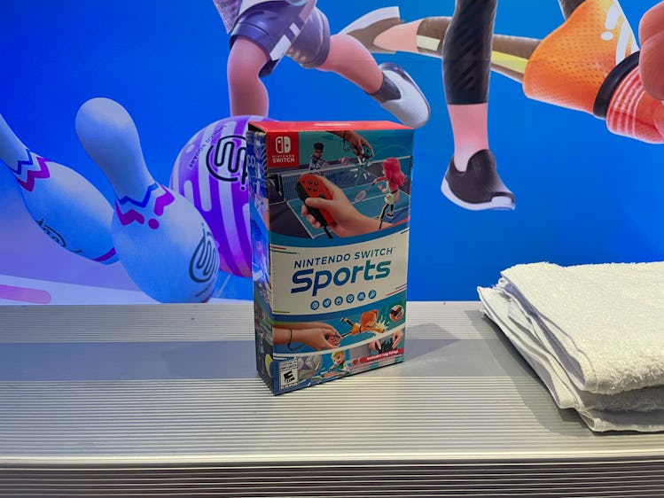 Nintendo Switch Sports retail box hands on