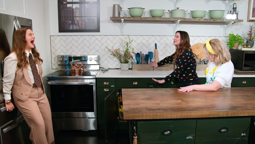 Drew Barrymore, Clea Shearer, Joanna Teplin in ‘Get Organized with The Home Edit’