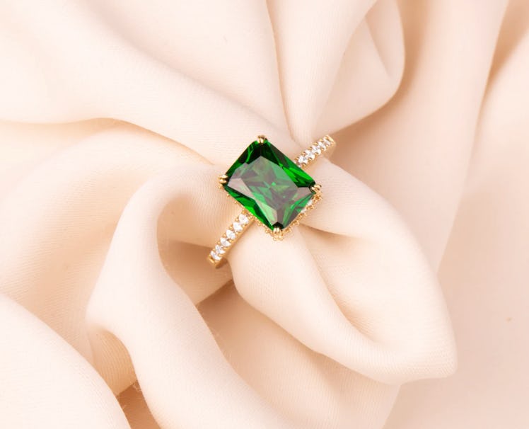 14-CT Solid Gold Emerald Ring