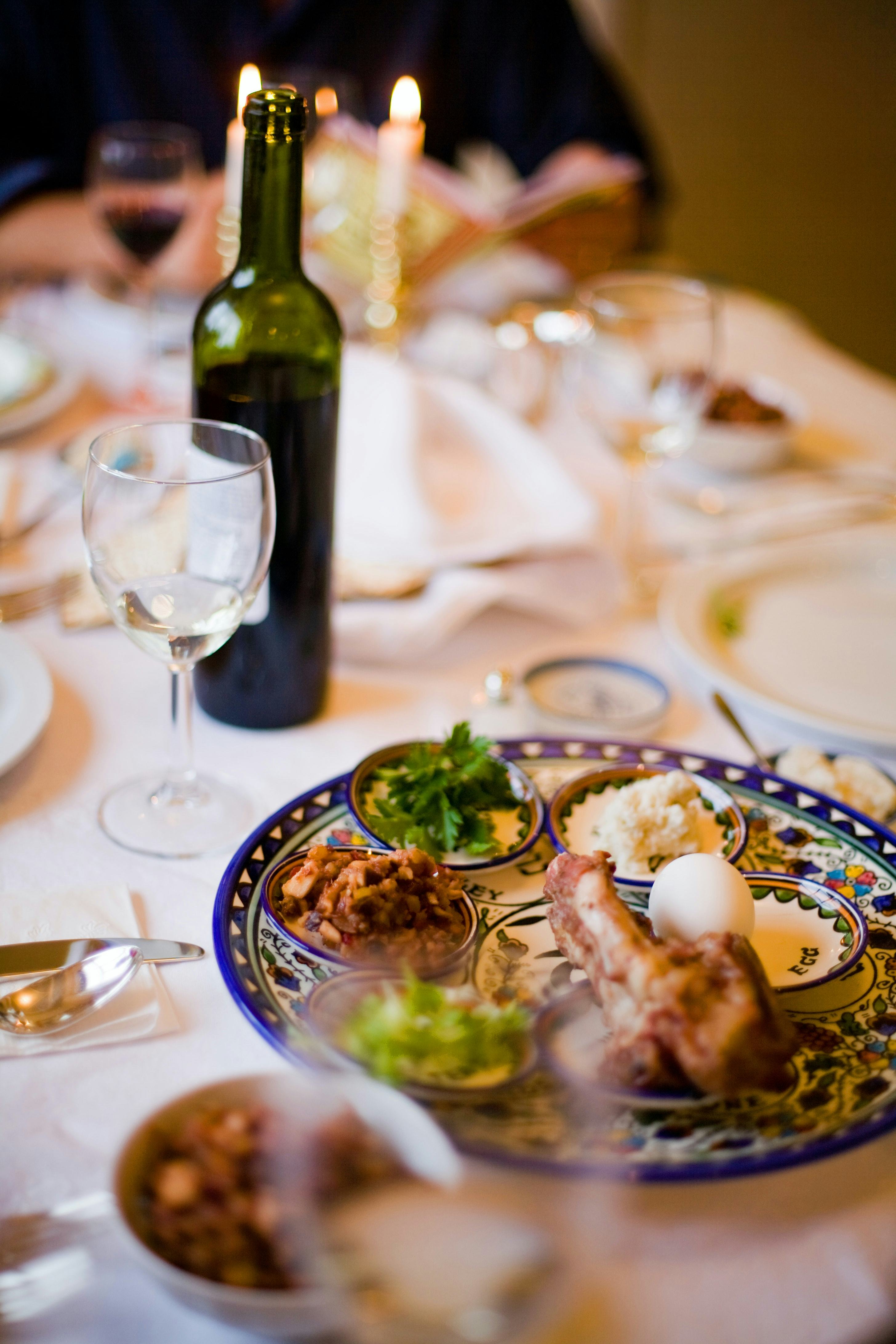 12 Kosher Cocktails For Passover 2022 To Serve At Your Seder