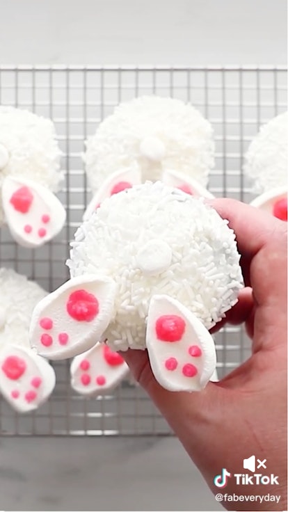For your Easter dinner, make these bunny cupcakes for dessert.
