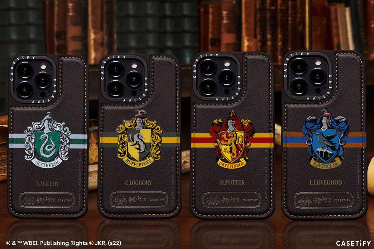 CASETiFY Harry Potter iPhoneケース CASETiFY's 'Harry Potter' Collection Includes Hogwarts Phone