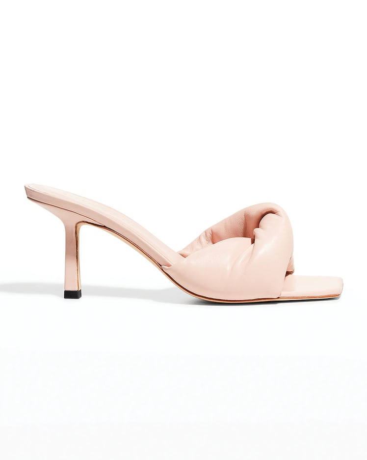 Studio Amelia minimalist leather slide sandals for spring summer 2022.
