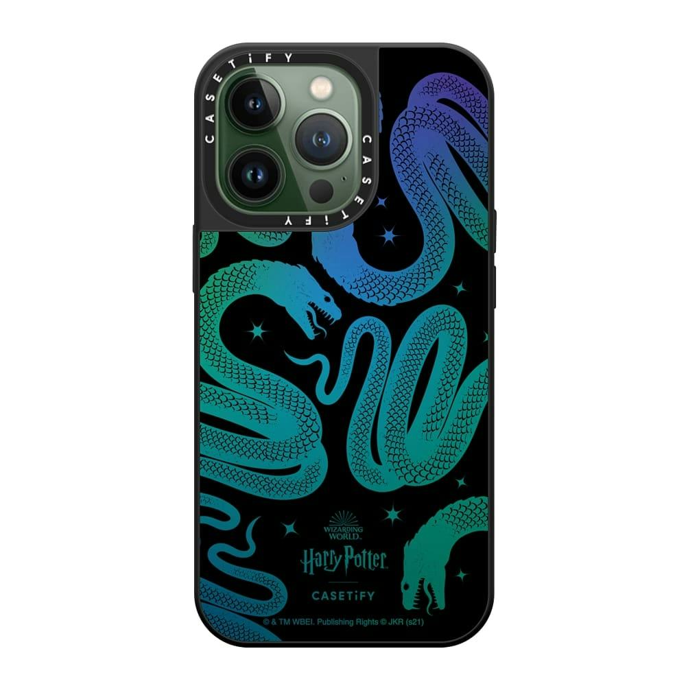 CASETiFY's 'Harry Potter' Collection Includes Hogwarts Phone