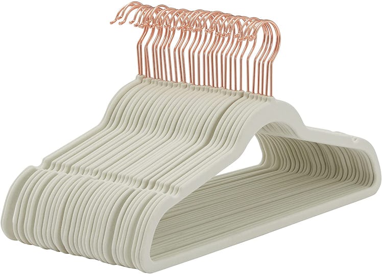 Amazon Basics Nonslip Velvet Hangers (30-Pack)