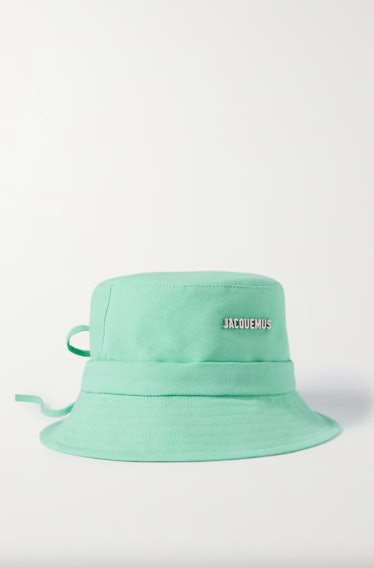 2022 vacation trends green bucket hat
