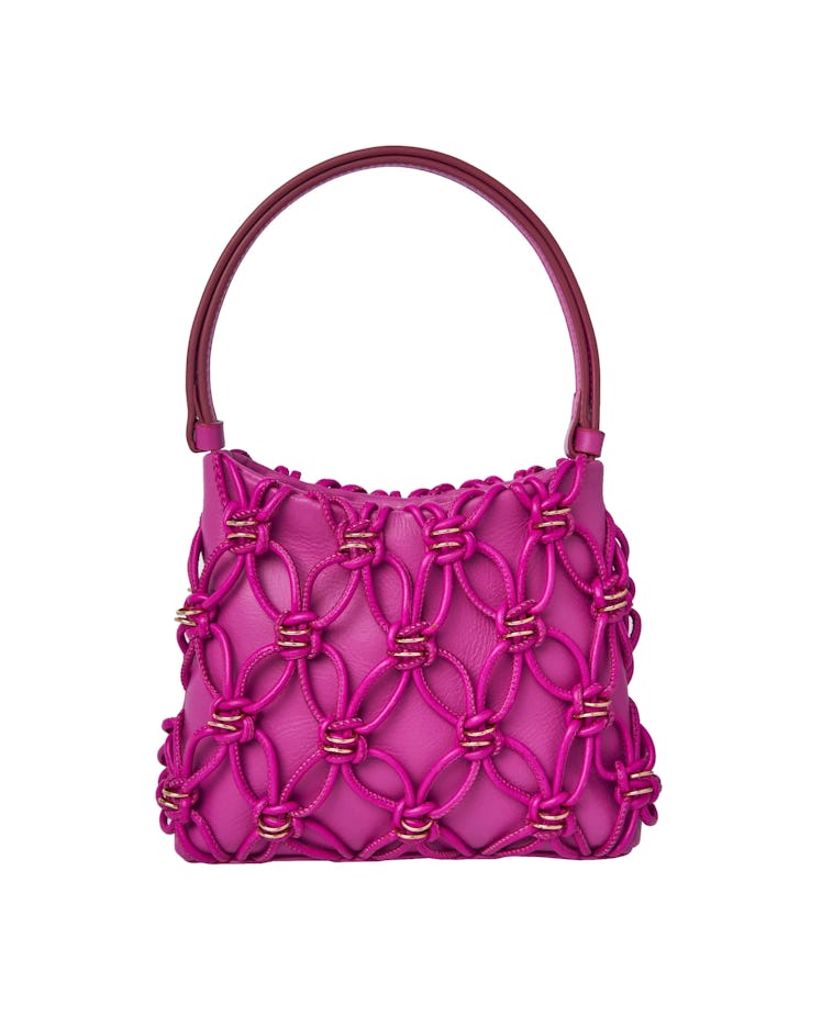 2022 vacation trends bright bags hot pink leather macramé bag