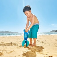 Hape Sand & Beach Toy Grabber Toy