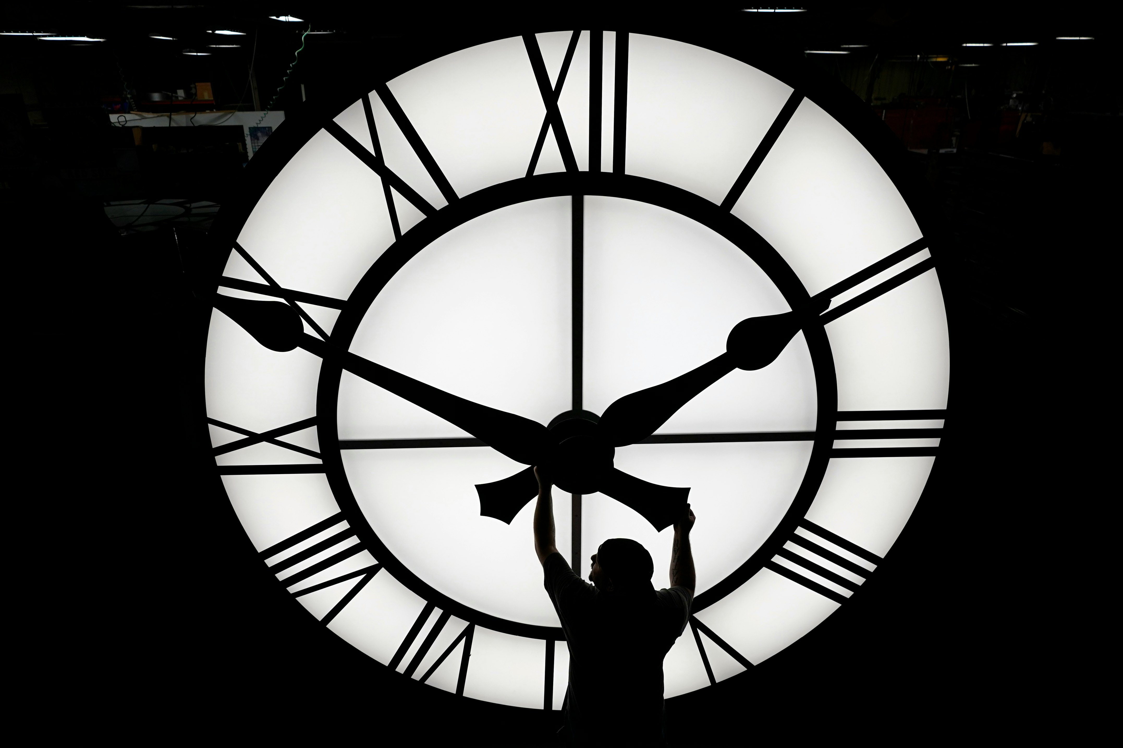 Why do we still 'fall back'? Daylight saving time should be permanent