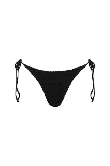 swimwear trends 2022 textured black gathered bikini bottom