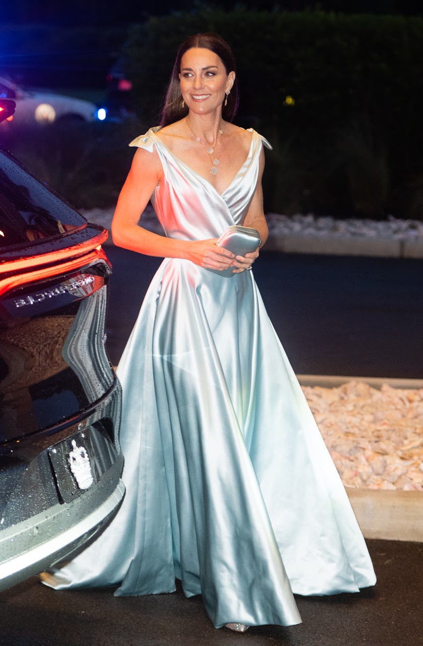 Kate Middleton wears hair super straight and long at a reception hosted by the Governor General at B...