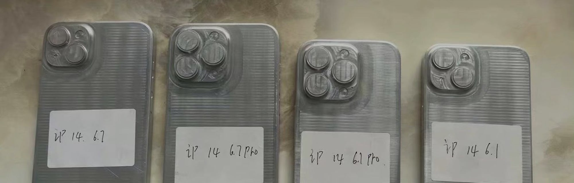 Leaked molds for iPhone 14s