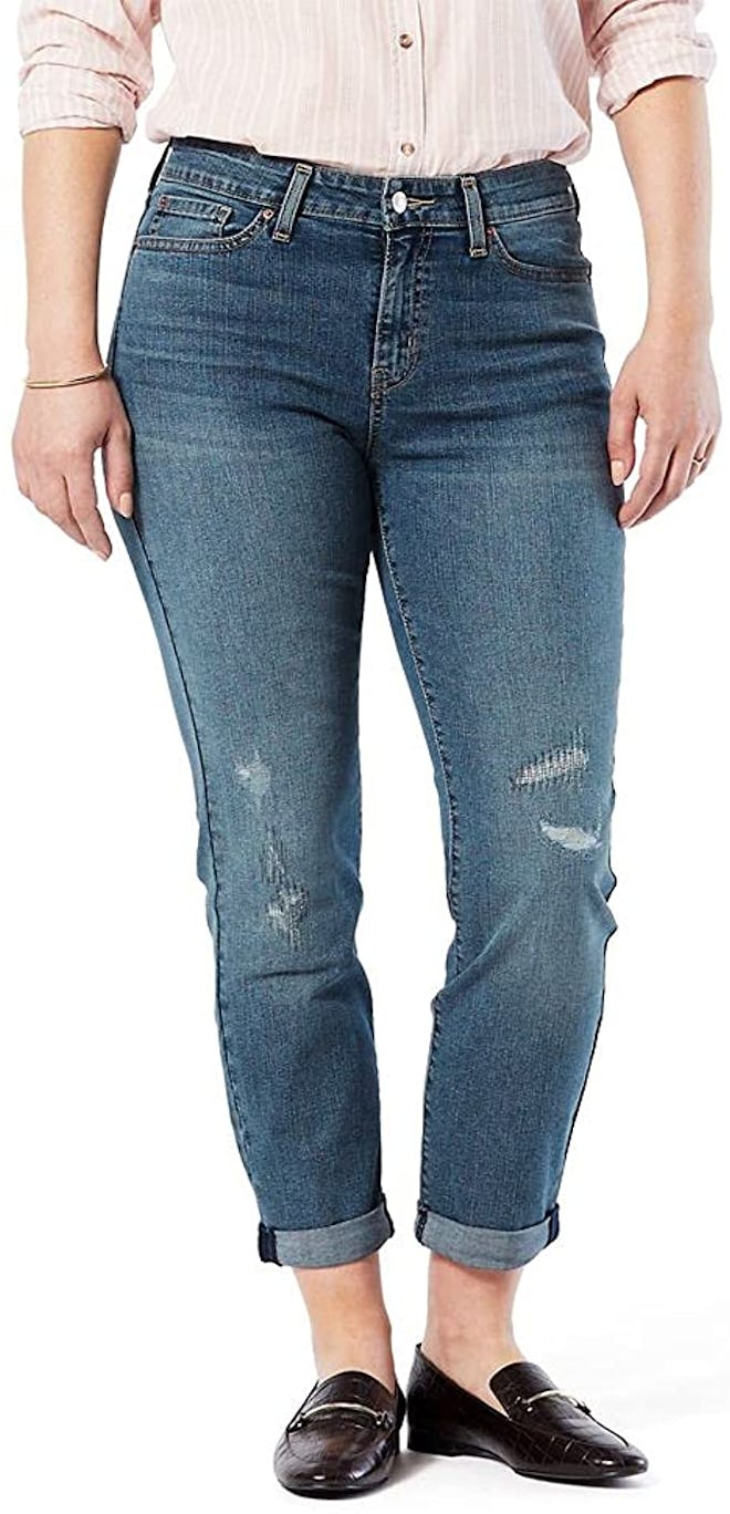 Signature by Levi Strauss & Co. Gold Label Mid Rise Slim Boyfriend Jeans