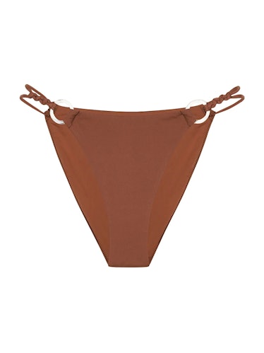 swimwear trends 2022 woven details brown macrame bikini bottom 