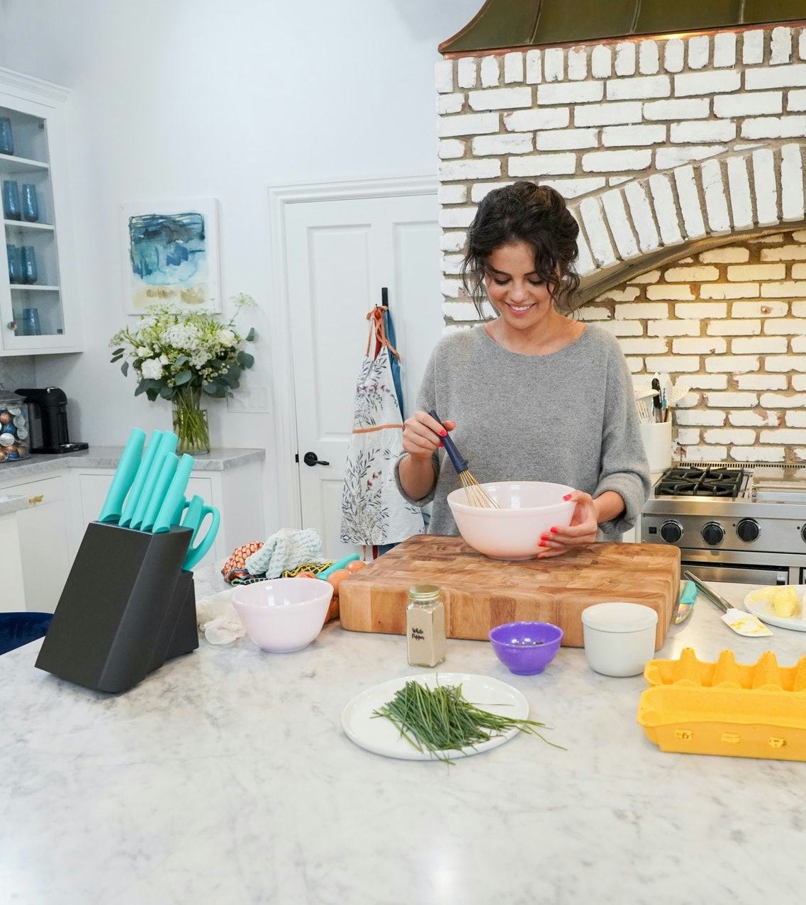 Selena Gomez's Kitchen Decor Tips Include Pastels & Rainbow Knives