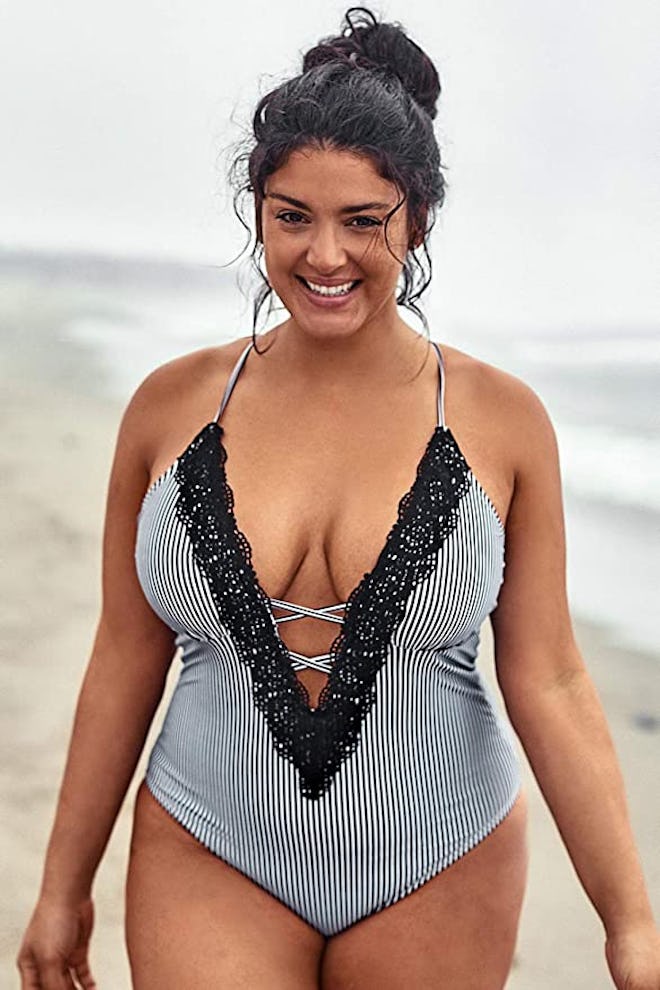 CUPSHE Women’s Plus Size One Piece Swimsuit