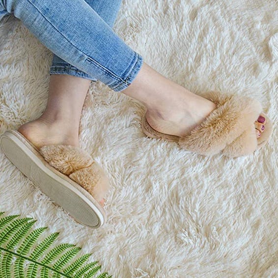 Parlovable Cross Band Slippers