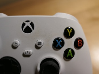 A dirty Xbox controller.