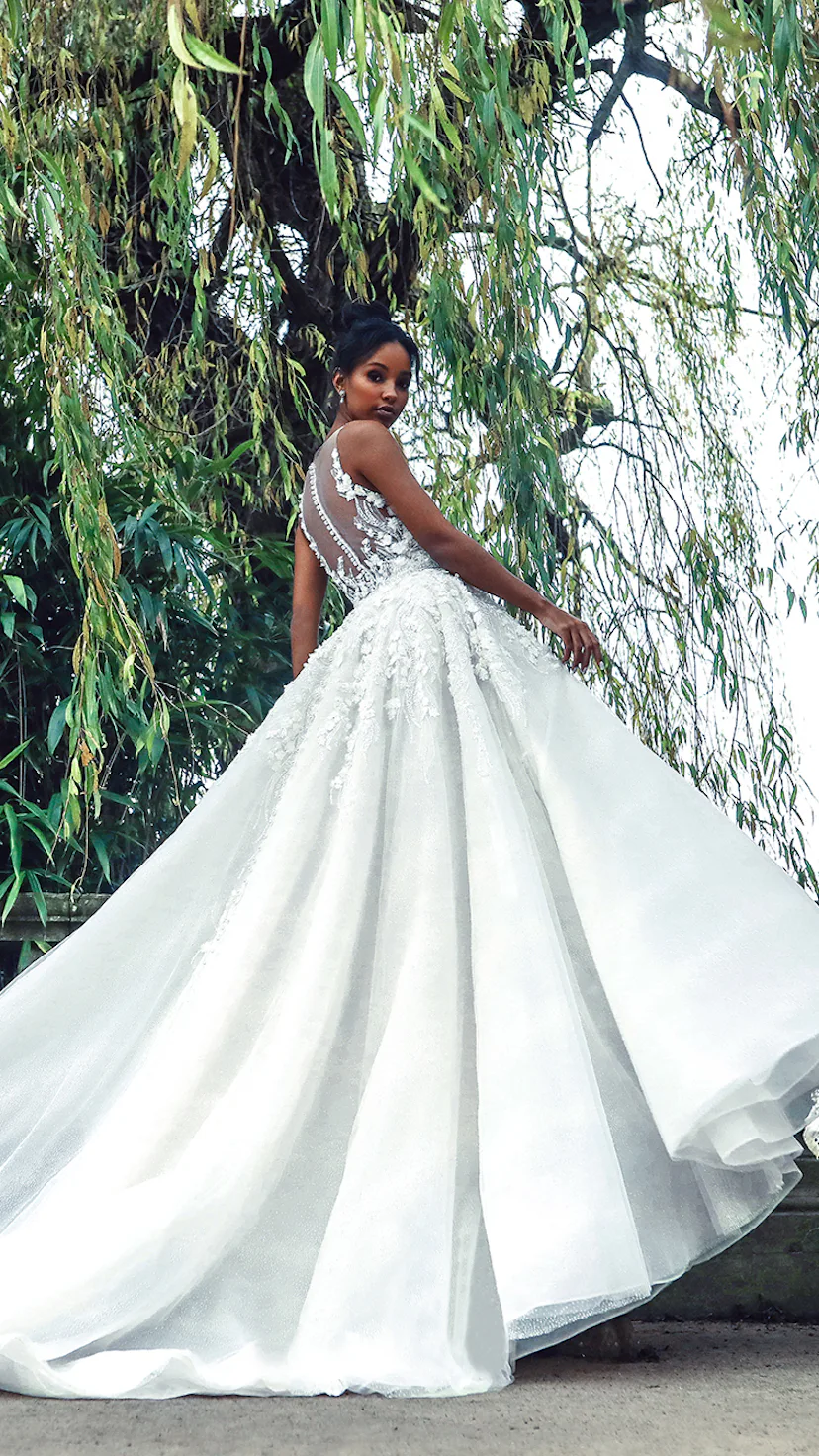 Disney Wedding Dresses Inspired By Princess Tiana Shine Like Fireflies Disney Wedding Dresses Inspired By Princess Tiana Shine Like Fireflies
