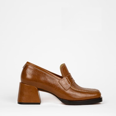shoes to wear with baggy jeans labucq tan patent loafer