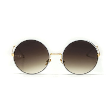 These round sunglasses from Neon Hope are a style to always have in your wardrobe.