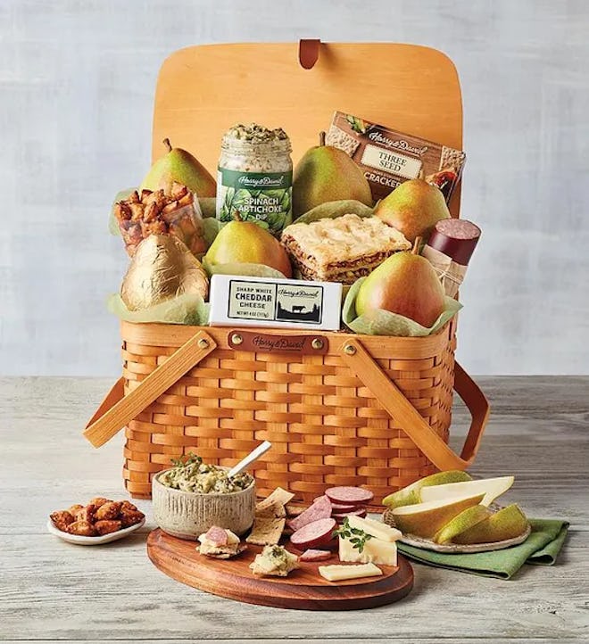 Harry & David's picnic basket gift is a nice mother's day gift basket