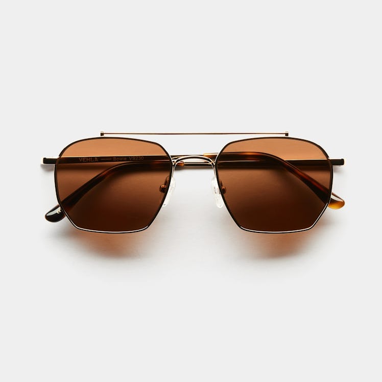 These aviator sunglasses from VEHLA are a style to always have in your wardrobe.
