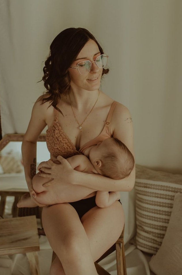 breastfeeding photoshoot ideas of mom and baby nursing