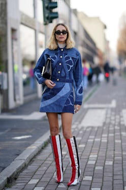 Candela Novembre wearing a patchwork denim mini skiert