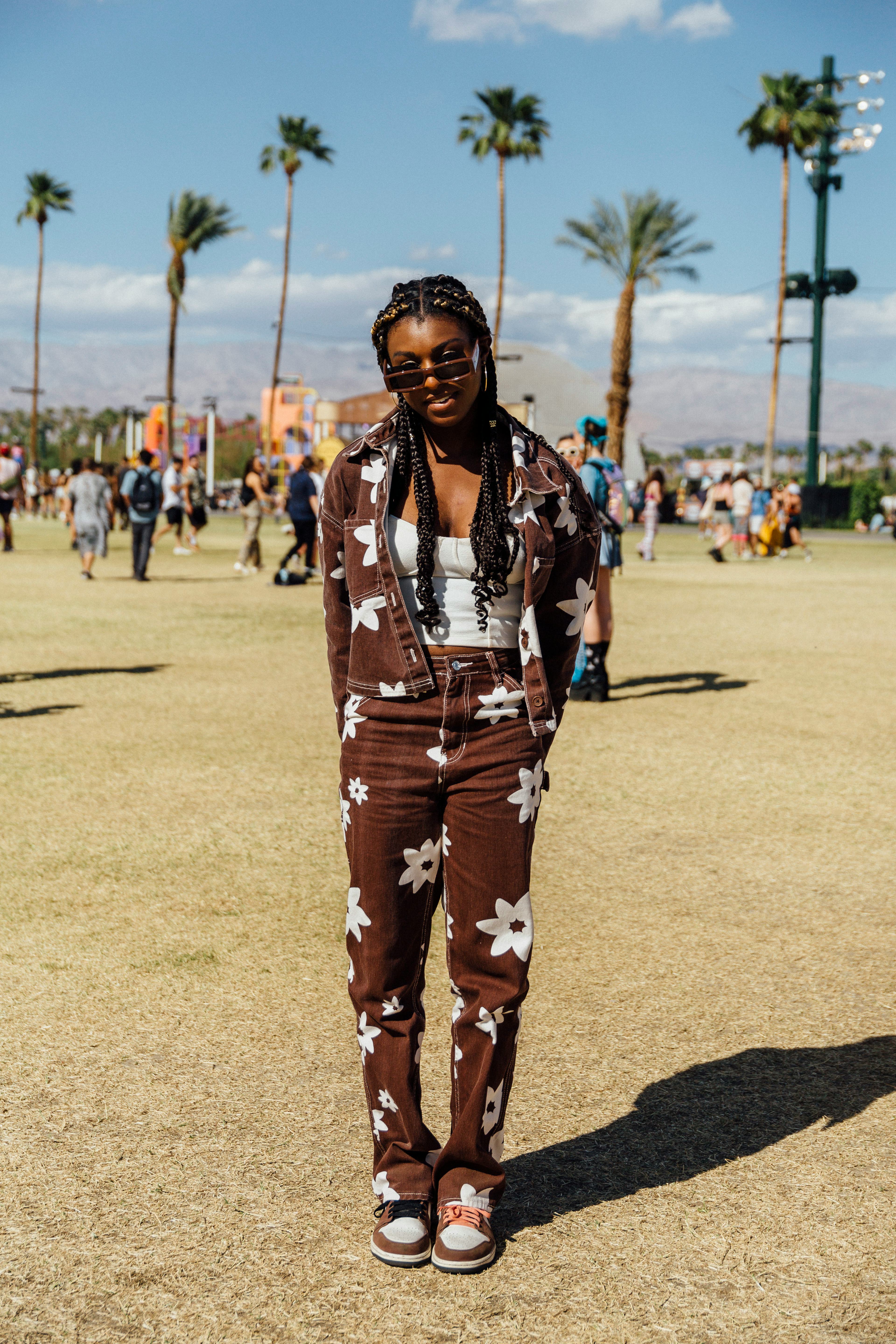 Coachella shop street style