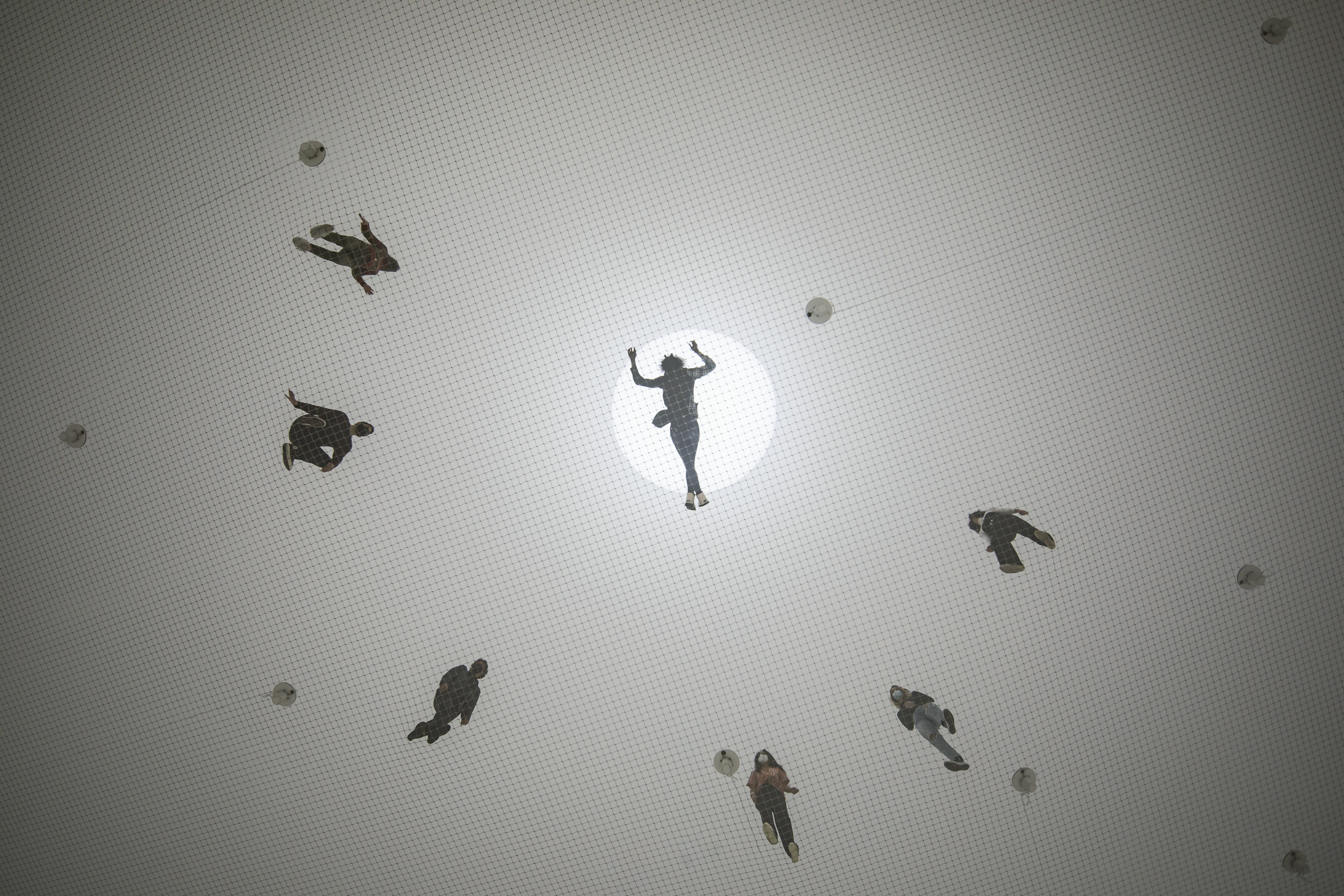 Tomás Saraceno's artwork Free the Air: How to hear the universe in a spider/web, 2022. 