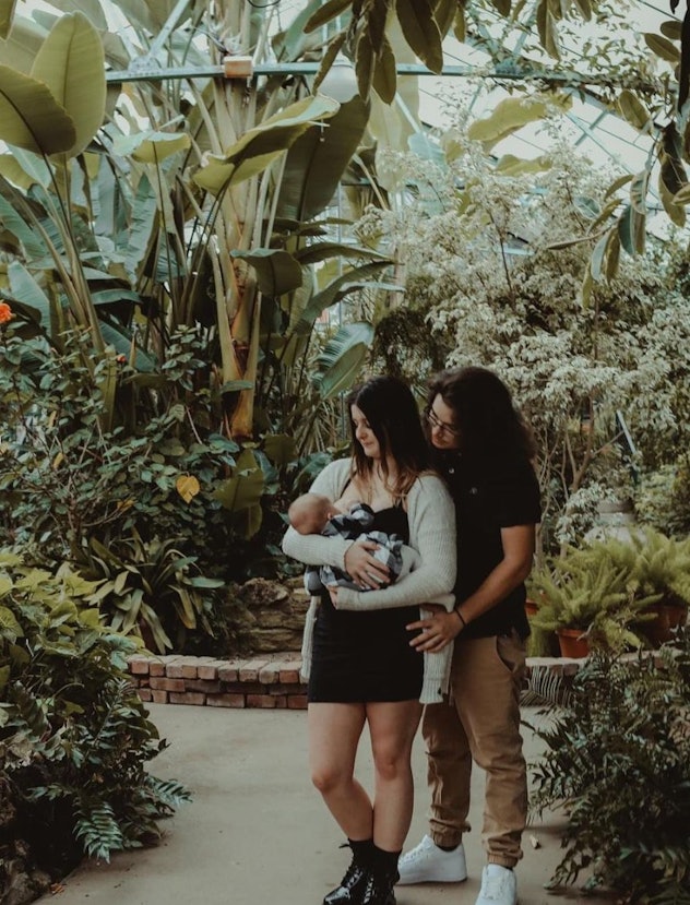 breastfeeding photoshoot ideas with your partner