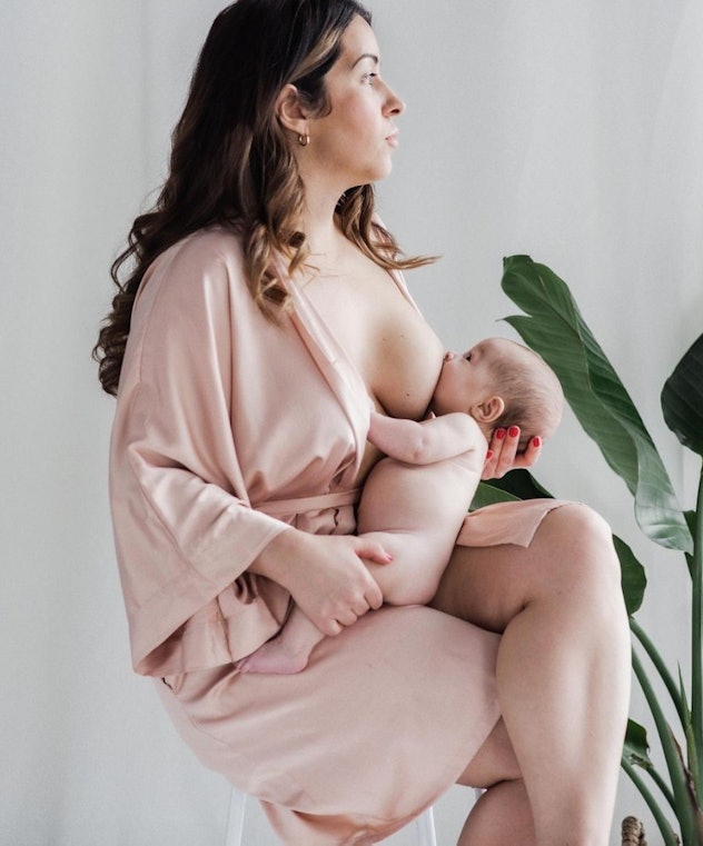styled look for breastfeeding photoshoot ideas mom and baby