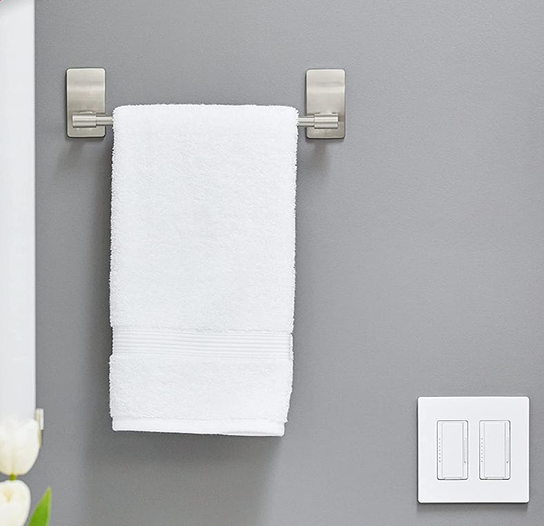 Command Hand Towel Bar