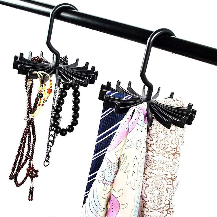 BigOtters Twirl Rotating Scarf Hanger (4-Pack)