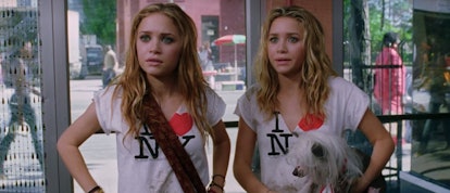 Mary-Kate and Ashley Olsen play Roxy and Jane Ryan in the film 'New York Minute.'