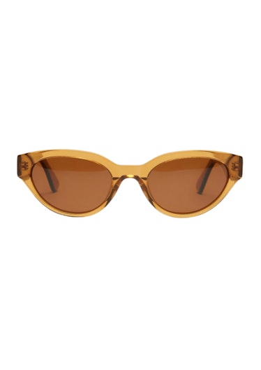 Ochre Lane Lena sunglasses to wear with summer flatform sandals