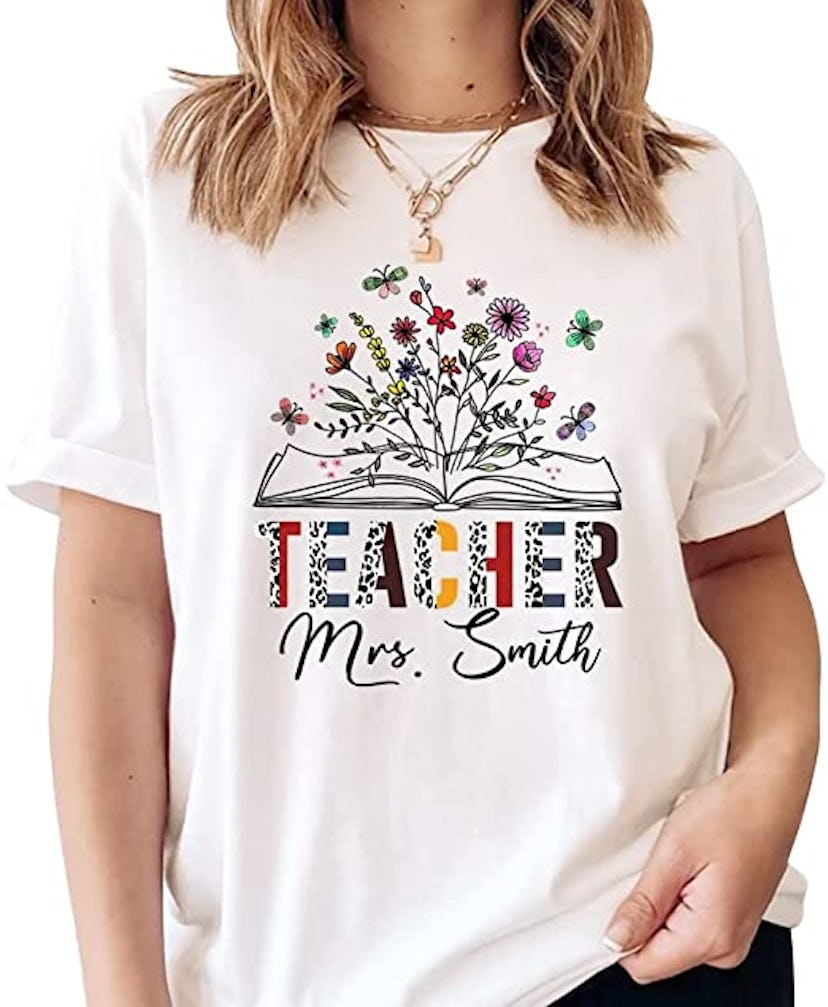 IZI POD Personalized Teacher T-Shirts