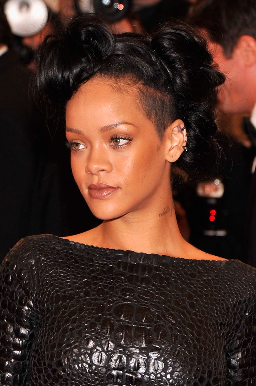 Rihanna's hair and makeup at the 2012 Met Gala.